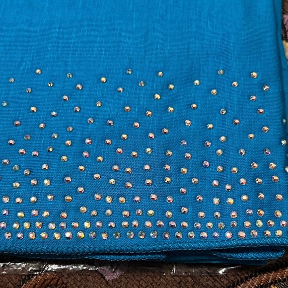 Hijab Jersey Made in Dubai UAE Blue with sparkly Design - Picture 6 of 7